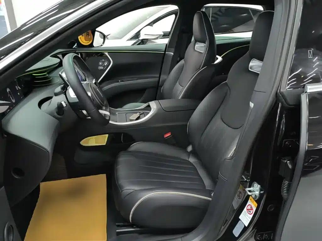 Avita 11 2023 HarmonyOS 90-degree Rear-Wheel Drive Business Edition — миниатюра 15