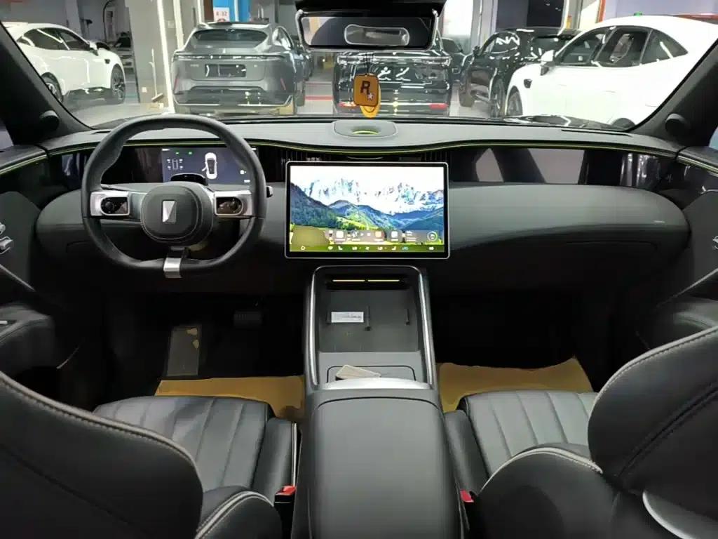 Avita 11 2023 HarmonyOS 90-degree Rear-Wheel Drive Business Edition — миниатюра 10