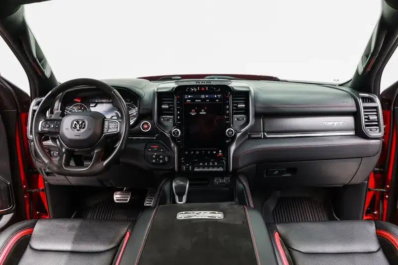 RAM Trucks 2022 6.2T Automatic 4WD 5-Seater Parallel Import — миниатюра 16