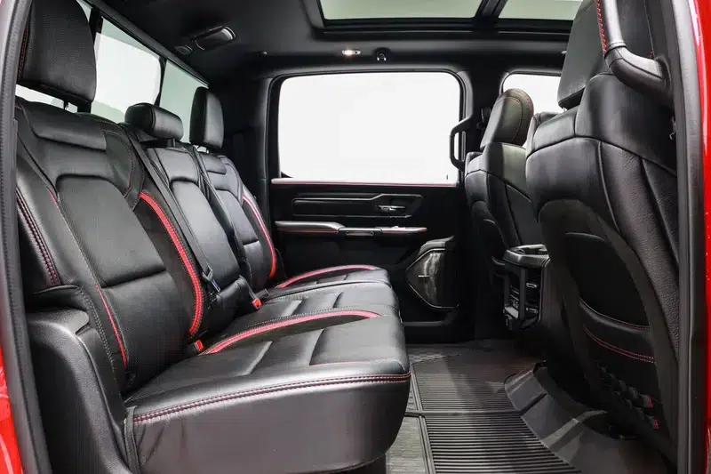 RAM Trucks 2022 6.2T Automatic 4WD 5-Seater Parallel Import — миниатюра 21