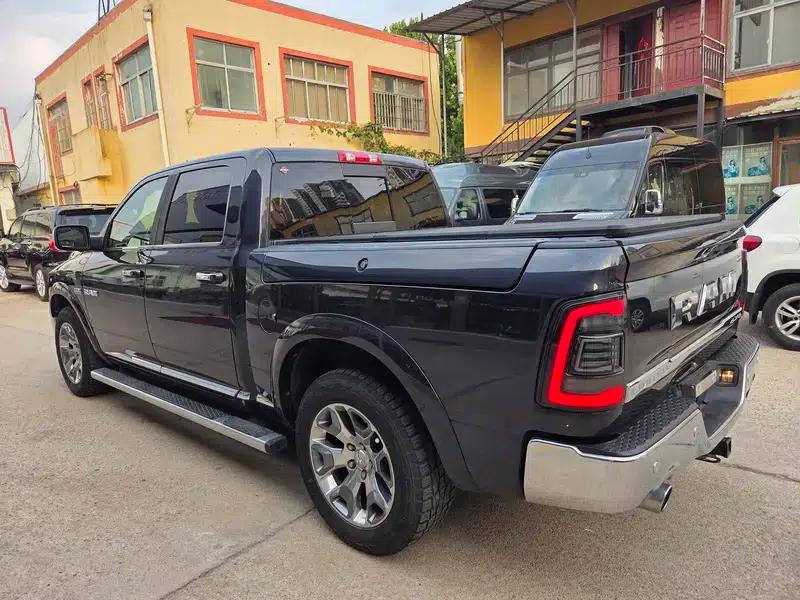 RAM Trucks 2016 5.7L Automatic 4WD 5-Seater Parallel Import — миниатюра 4