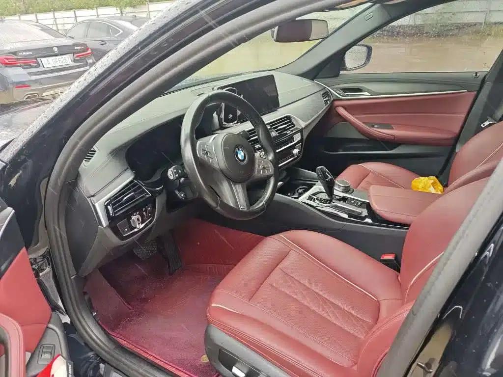 BMW 5 Series 2022 Facelift II 530Li Leading Model M Sport Package — миниатюра 4