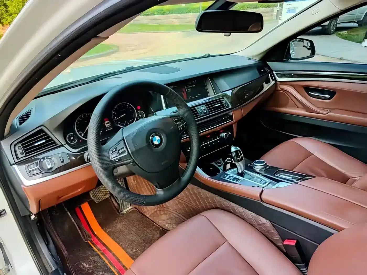 BMW 5 Series 2013 530Li Leading Edition — миниатюра 4