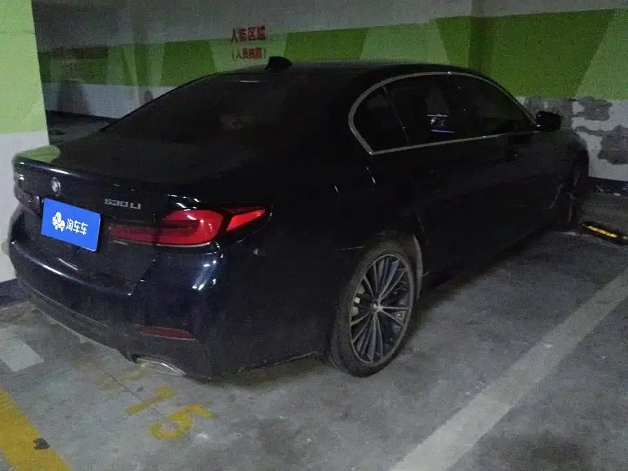2023 BMW 5 Series 530Li Leading Edition M Sport Package — миниатюра 3