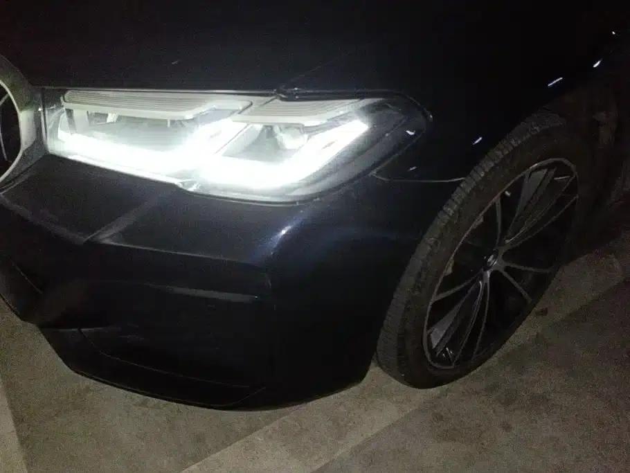 2023 BMW 5 Series 530Li Leading Edition M Sport Package — миниатюра 5
