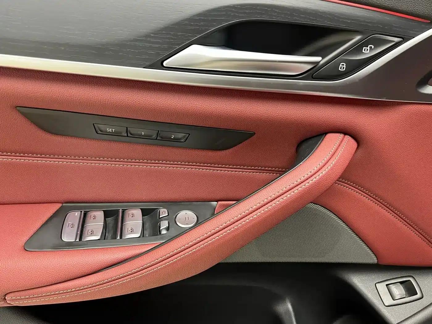 2023 BMW 5 Series 530Li Leading Edition M Sport Package — миниатюра 19