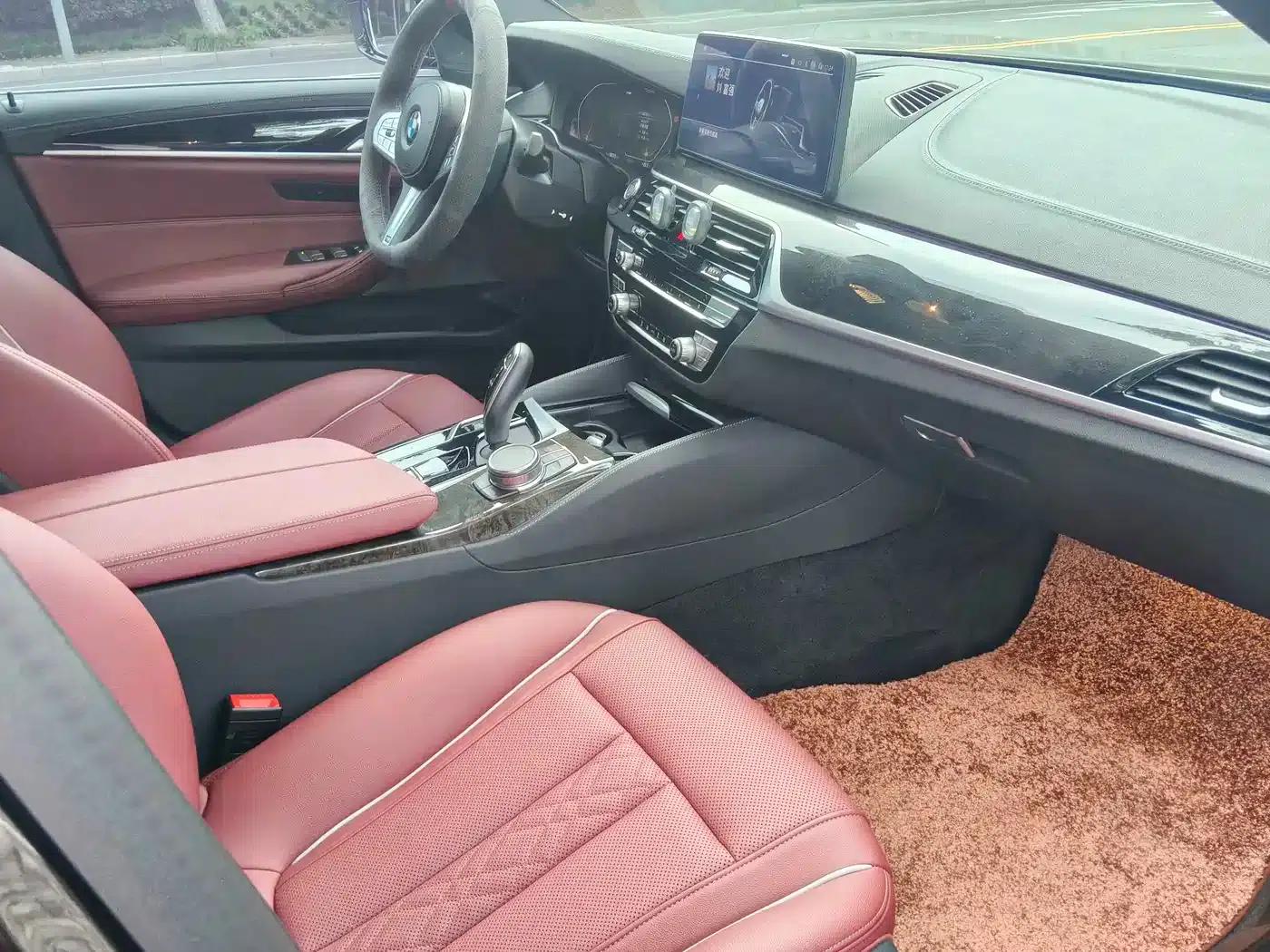 2022 BMW 5 Series 525Li M Sport Package — миниатюра 5