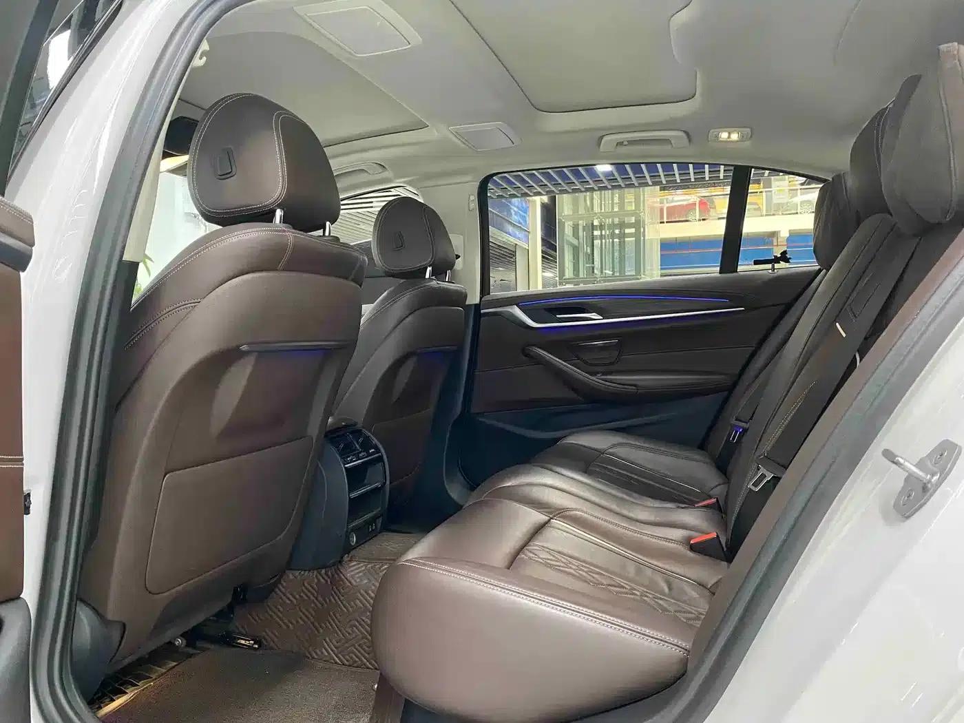 BMW 5 Series 2020 530Li Leading Luxury Package — миниатюра 6