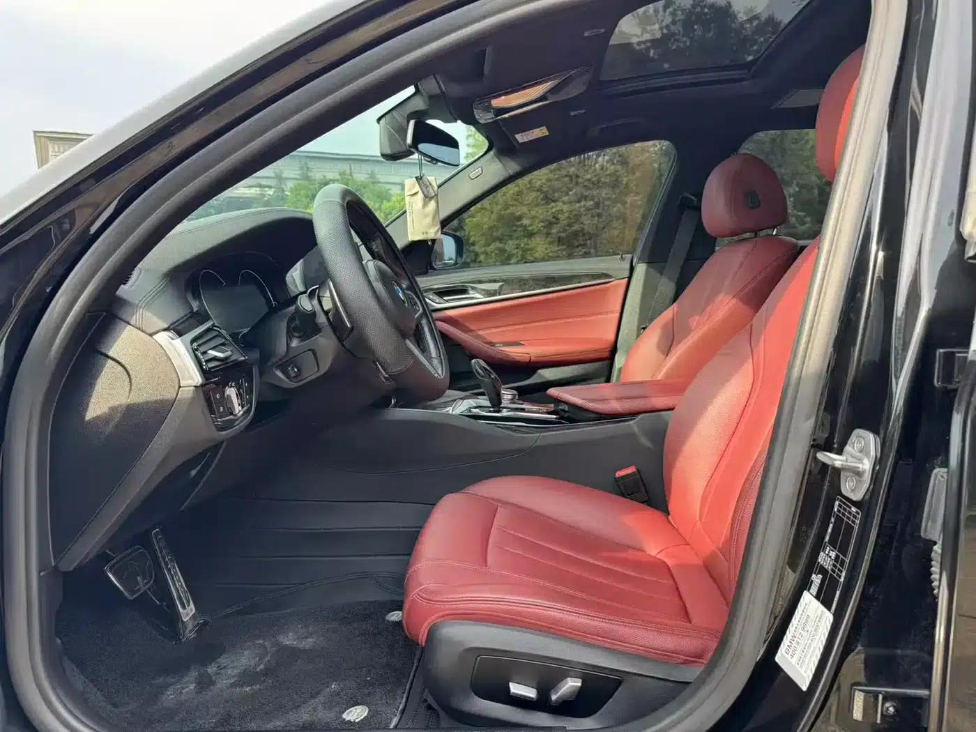 2018 BMW 5 Series Facelift 530Li Leading Edition M Sport Package — миниатюра 5