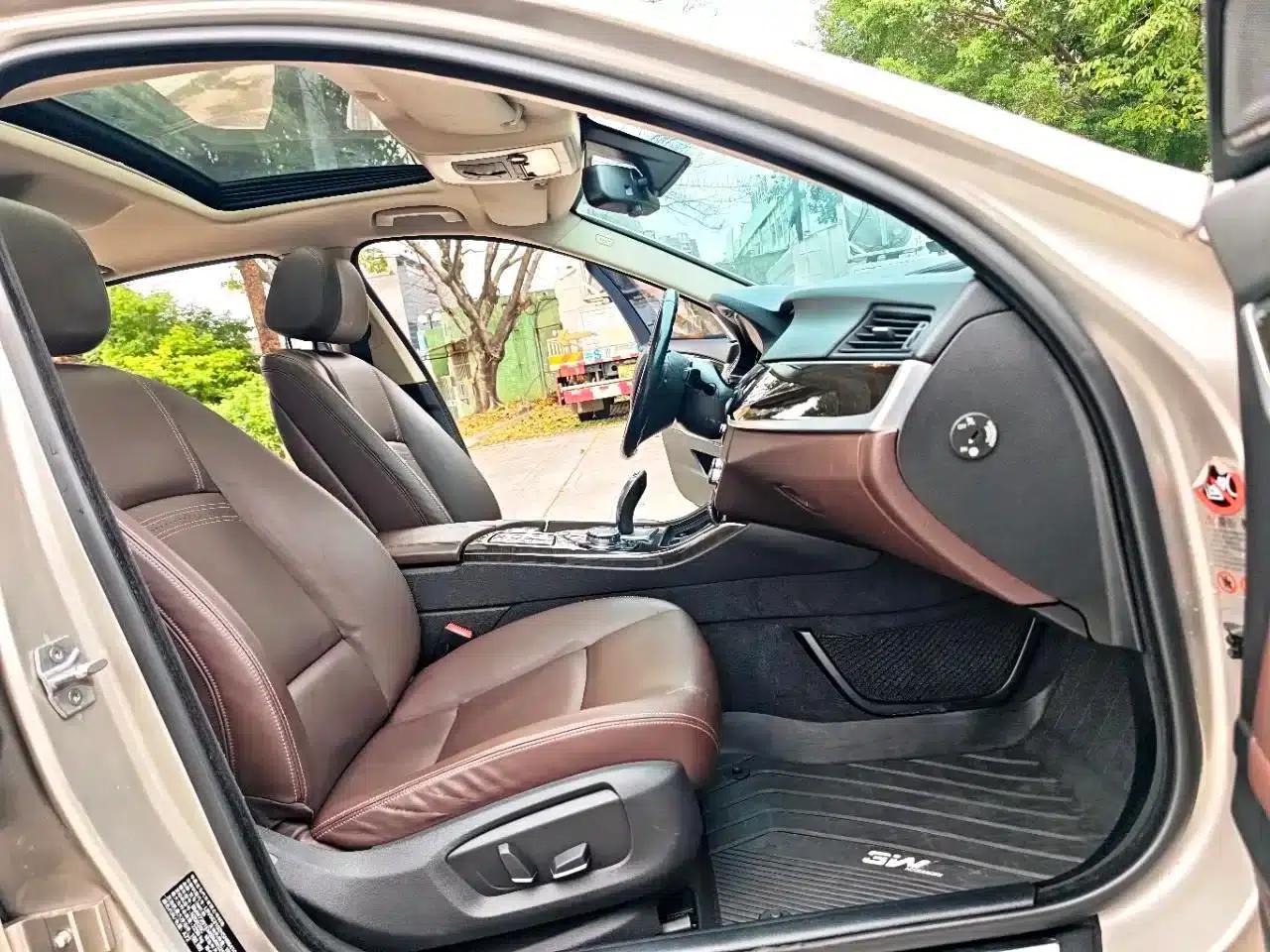 2017 BMW 5 Series 525Li Luxury Design Package — миниатюра 9