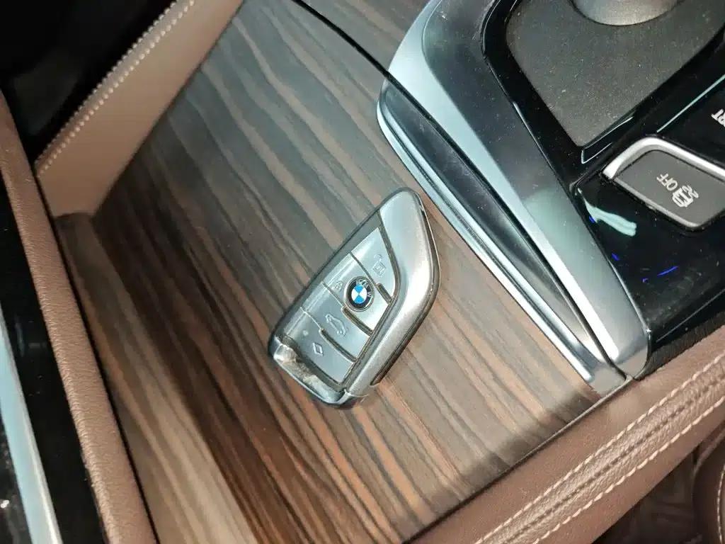 2019 BMW 5 Series 530Li xDrive Luxury Package — миниатюра 9