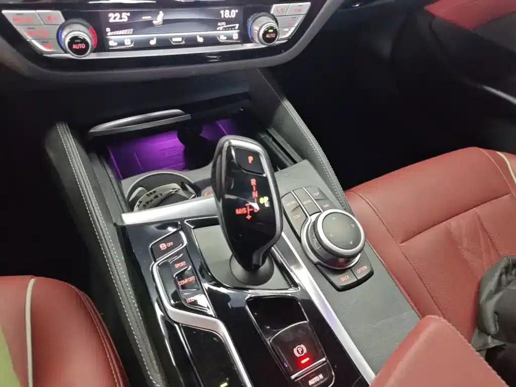 2022 BMW 5 Series Facelift 530Li Leading Edition M Sport Package — миниатюра 14