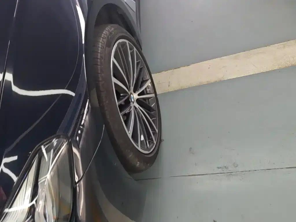 2022 BMW 5 Series Facelift 530Li Leading Edition M Sport Package — миниатюра 23