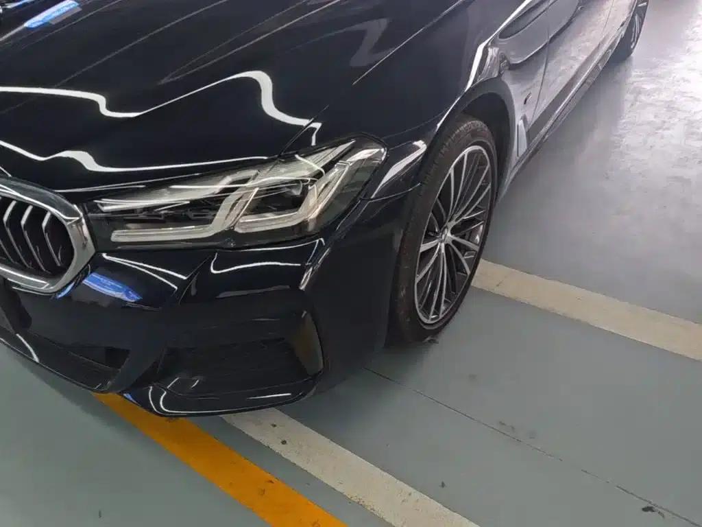 2022 BMW 5 Series Facelift 530Li Leading Edition M Sport Package — миниатюра 24