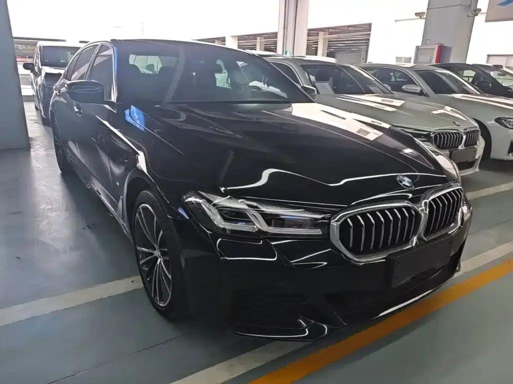 2022 BMW 5 Series Facelift 530Li Leading Edition M Sport Package — миниатюра 4