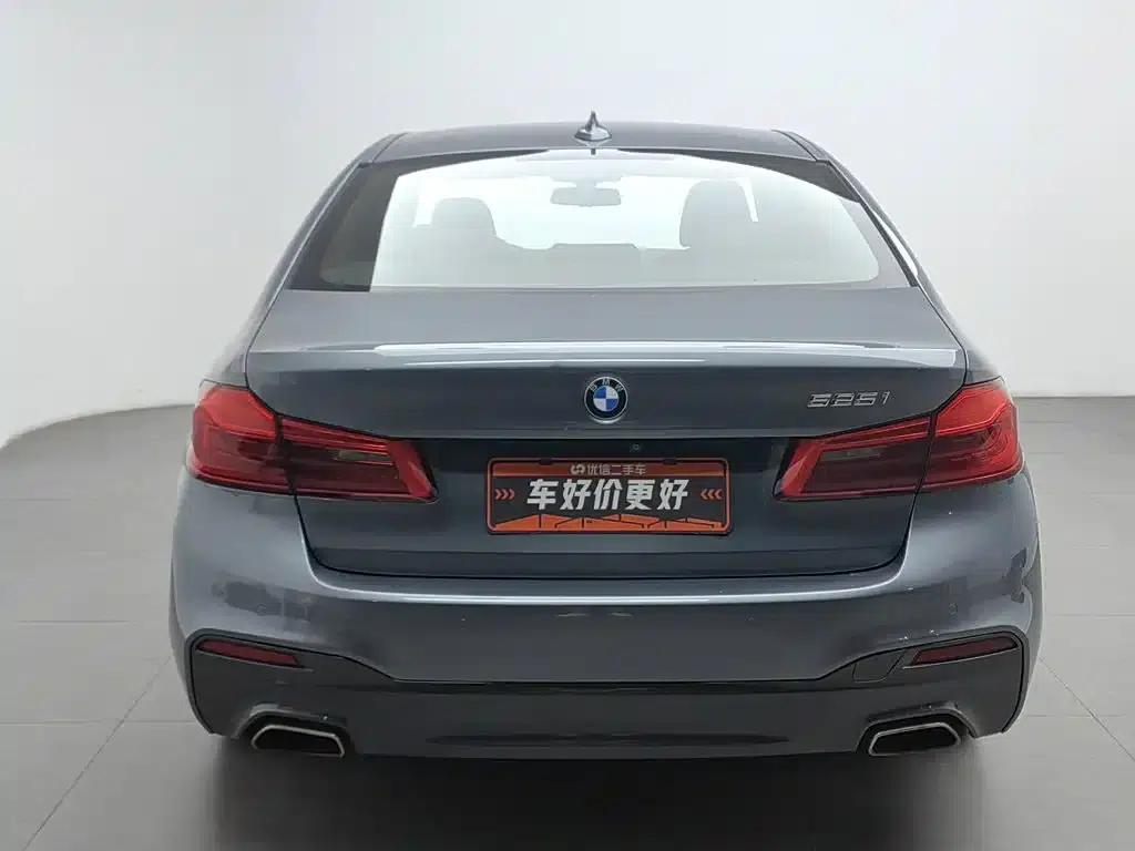 2019 BMW 5 Series Imported Model 525i M Sport Package — миниатюра 4