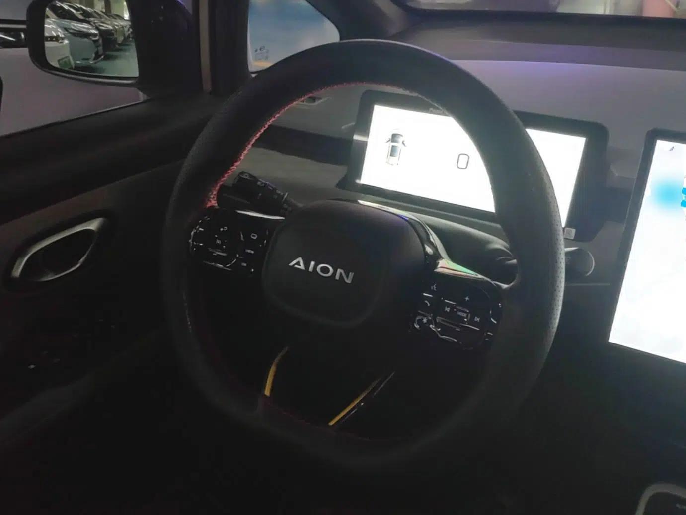AION Y 2022 80 Ultra-Long Range Edition — миниатюра 13
