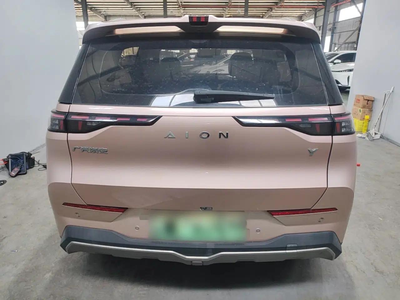 AION Y 2022 80 Intelligent Driving Version — миниатюра 5