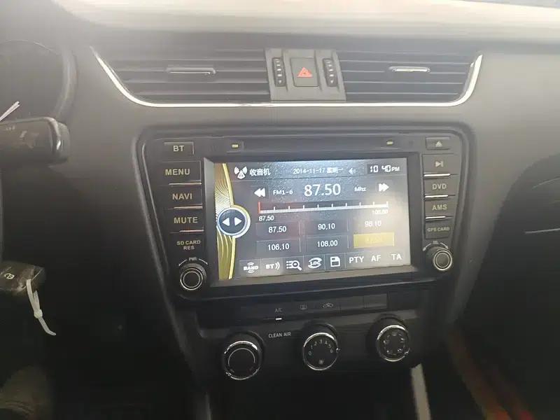 Octavia 2016 1.6L Manual Smart Edition — миниатюра 7