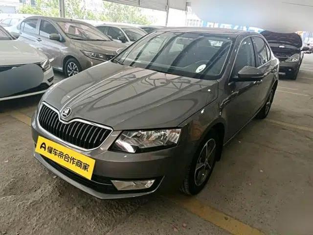 Octavia 2016 1.6L Manual Smart Edition