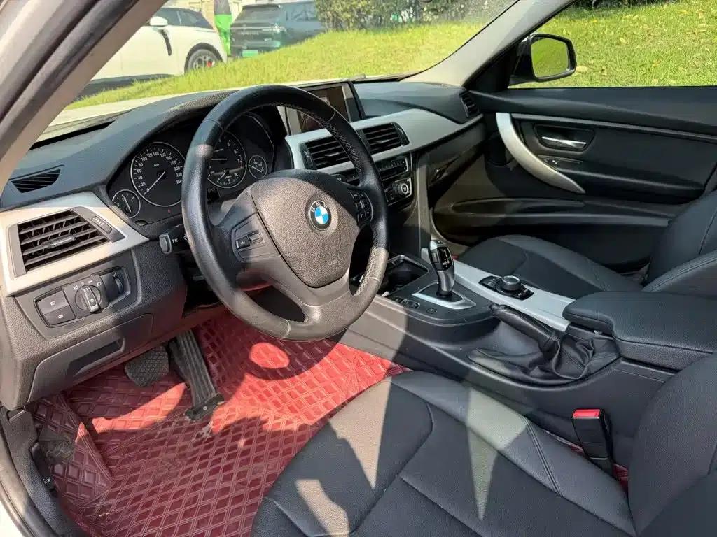 2016 BMW 3 Series 320Li Progressive — миниатюра 7