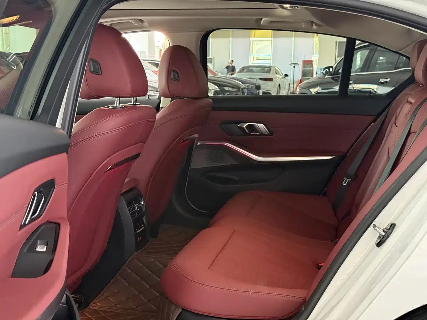 2025 BMW 3 Series 325Li M Sport Package — миниатюра 5