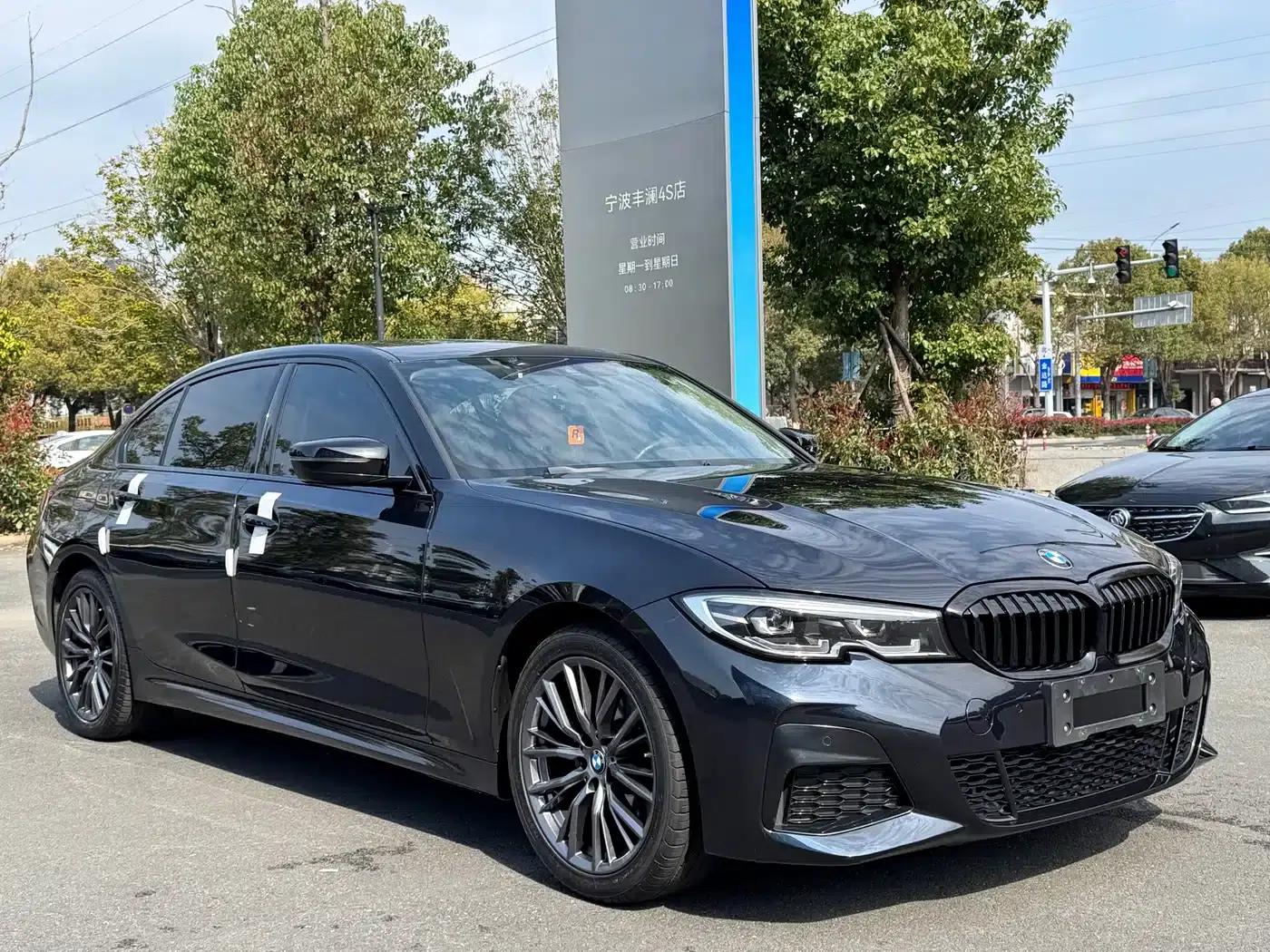 2022 BMW 3 Series 325Li M Sport Shadow Edition — миниатюра 3