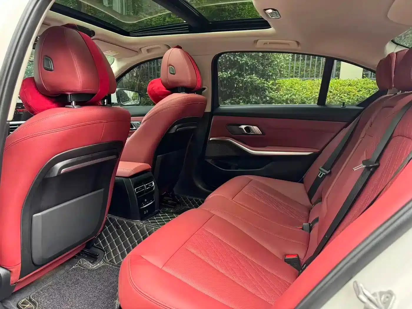 2022 BMW 3 Series 320Li M Sport Package — миниатюра 4