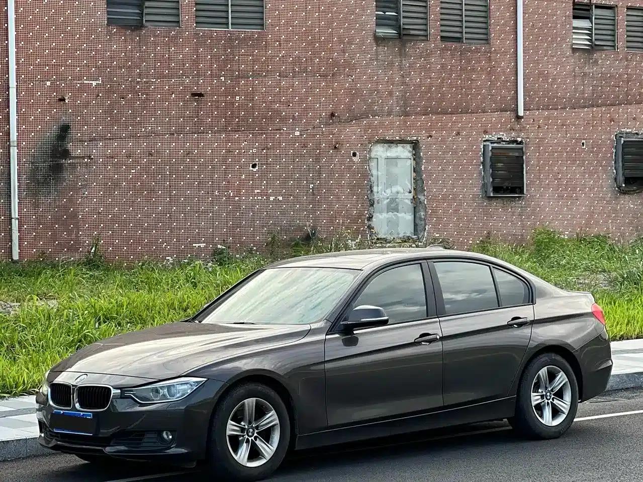 BMW 3 Series 2015 320i Fashion Edition — миниатюра 2
