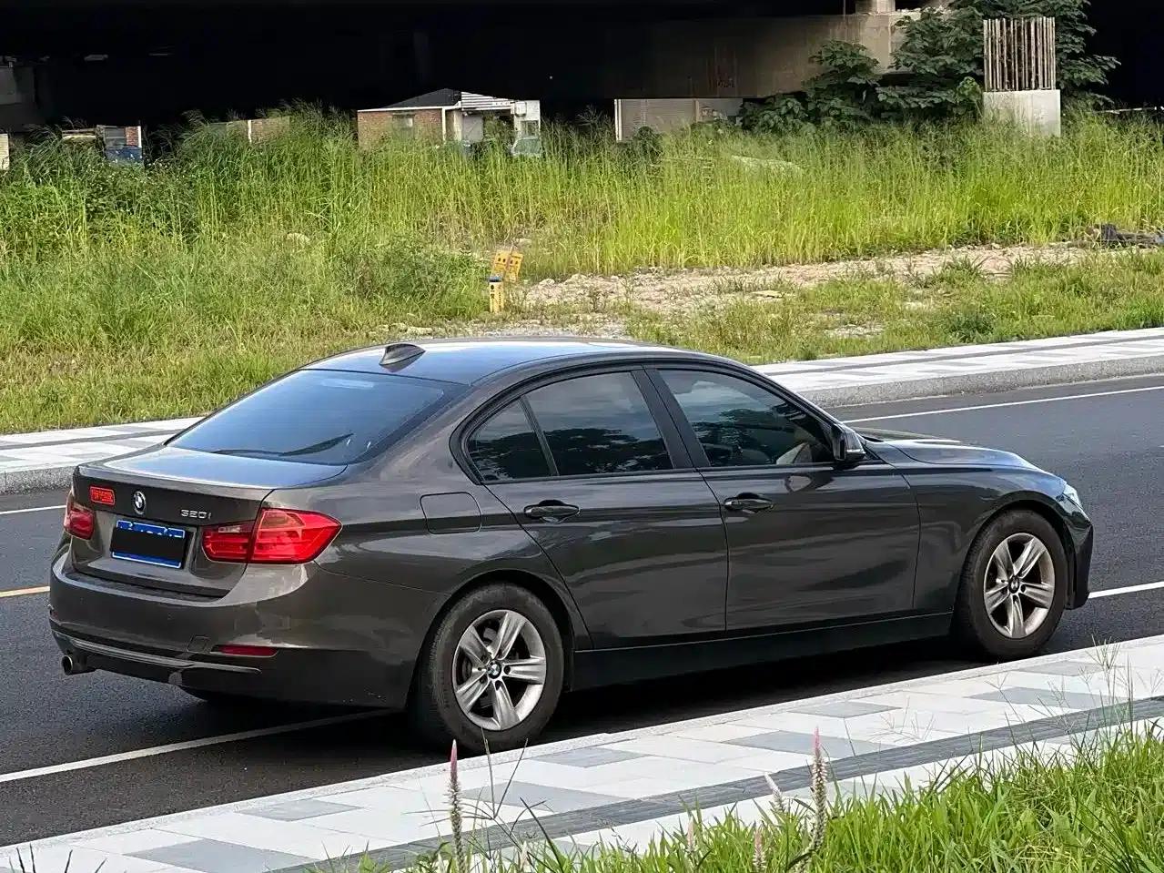 BMW 3 Series 2015 320i Fashion Edition — миниатюра 3