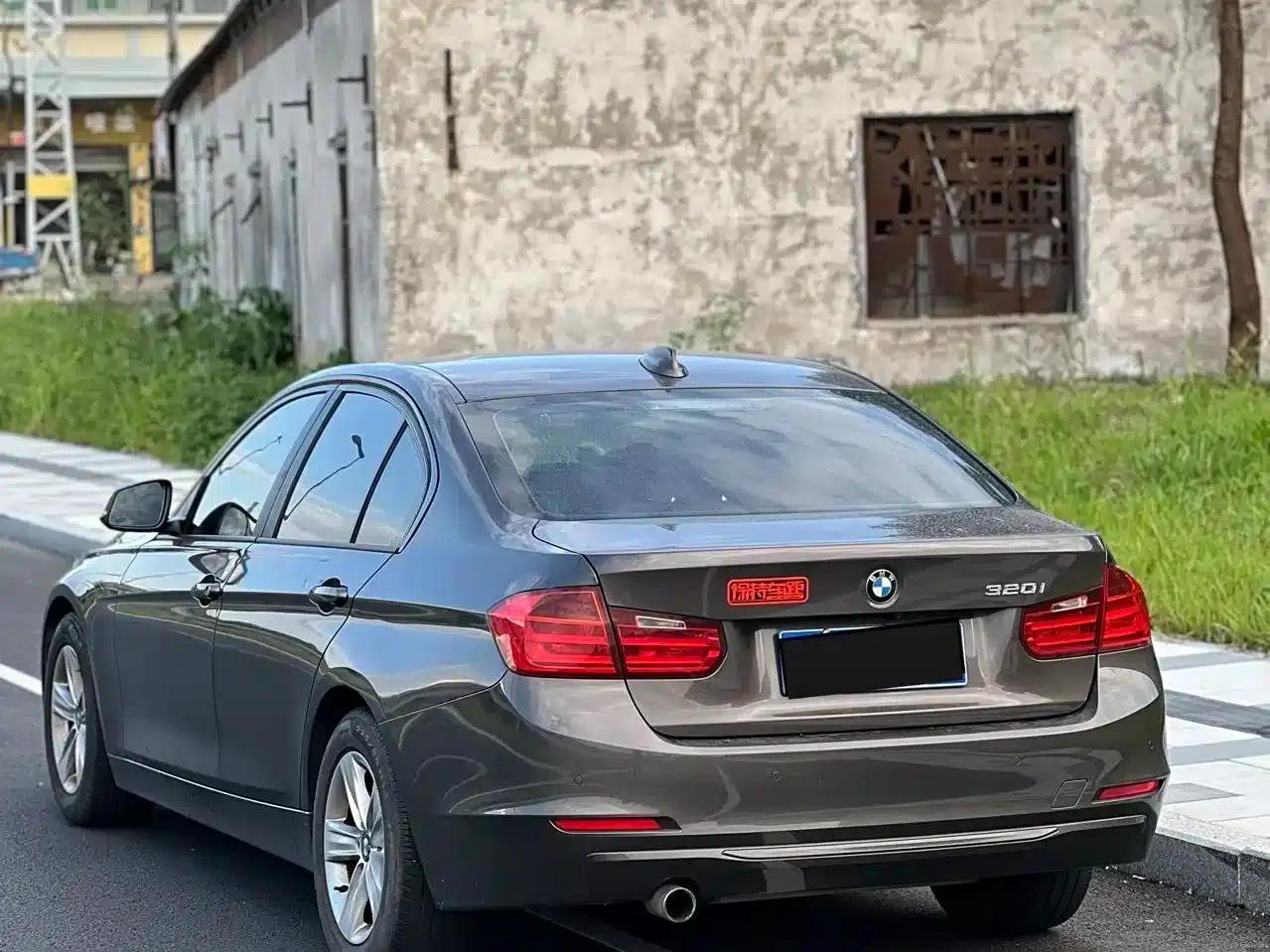BMW 3 Series 2015 320i Fashion Edition — миниатюра 4