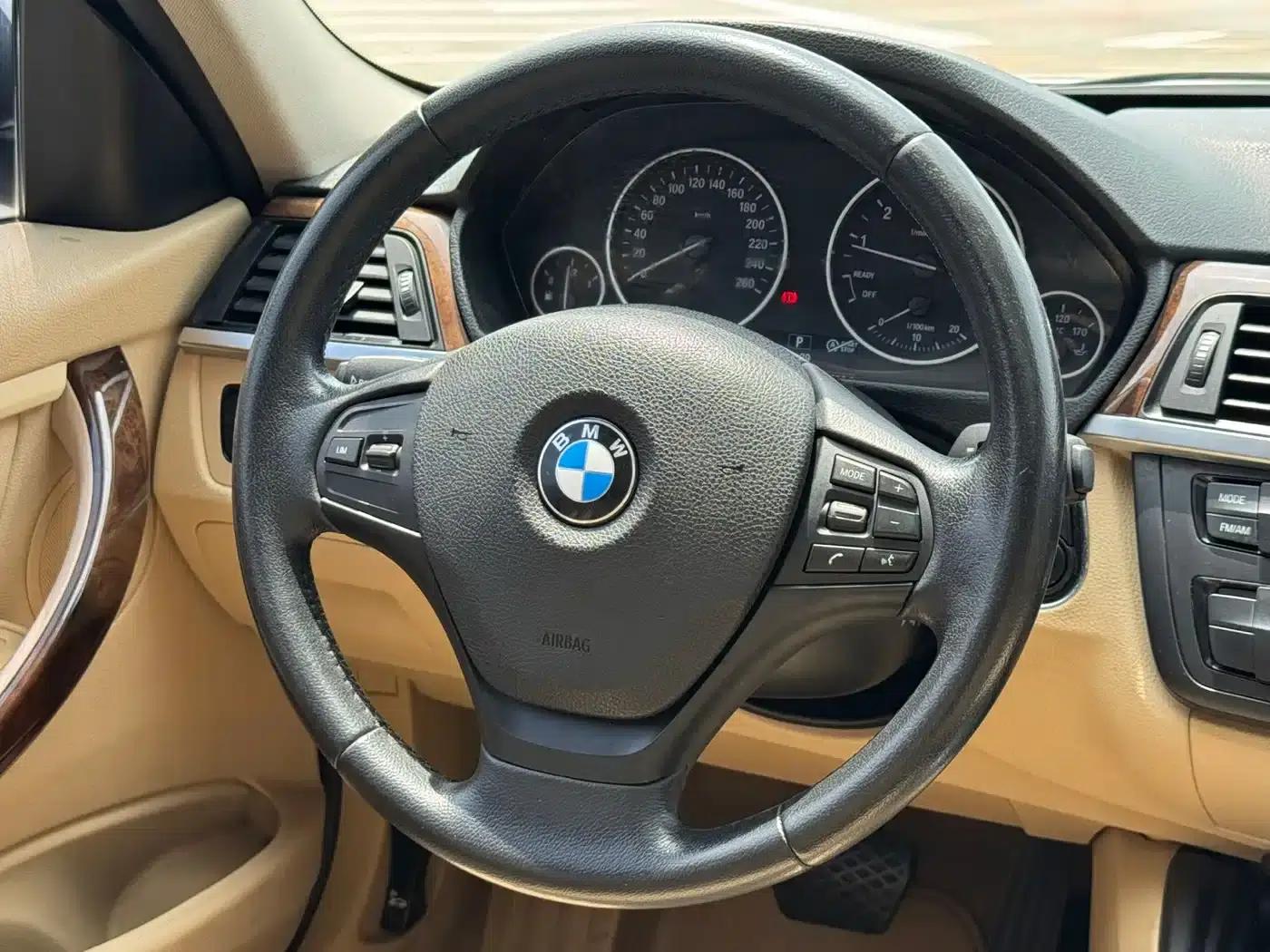 BMW 3 Series 2013 320Li Fashion Edition — миниатюра 18