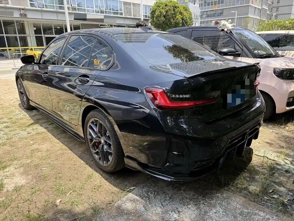 2025 BMW 3 Series 330Li M Sport Shadow Edition — миниатюра 4