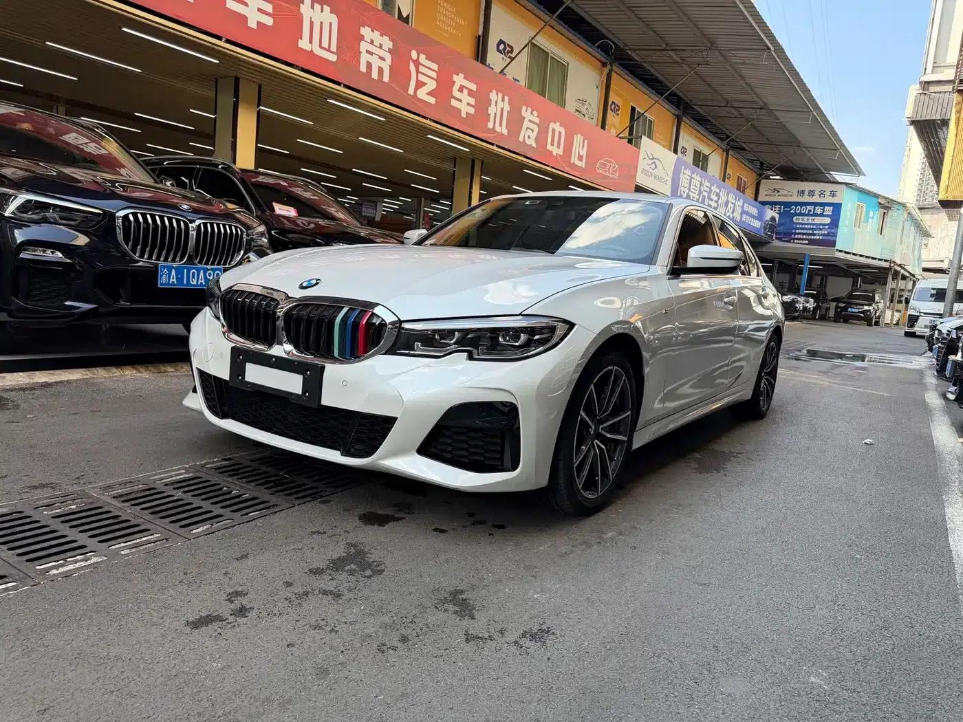 2022 BMW 3 Series 325Li M Sport Package — миниатюра 1