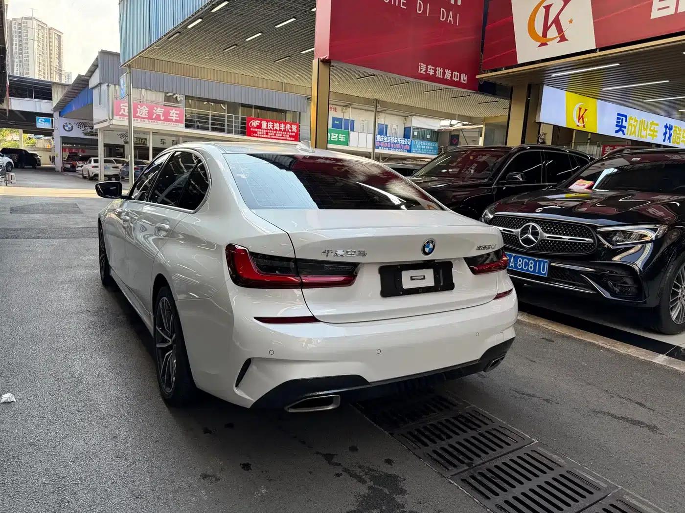 2022 BMW 3 Series 325Li M Sport Package — миниатюра 5
