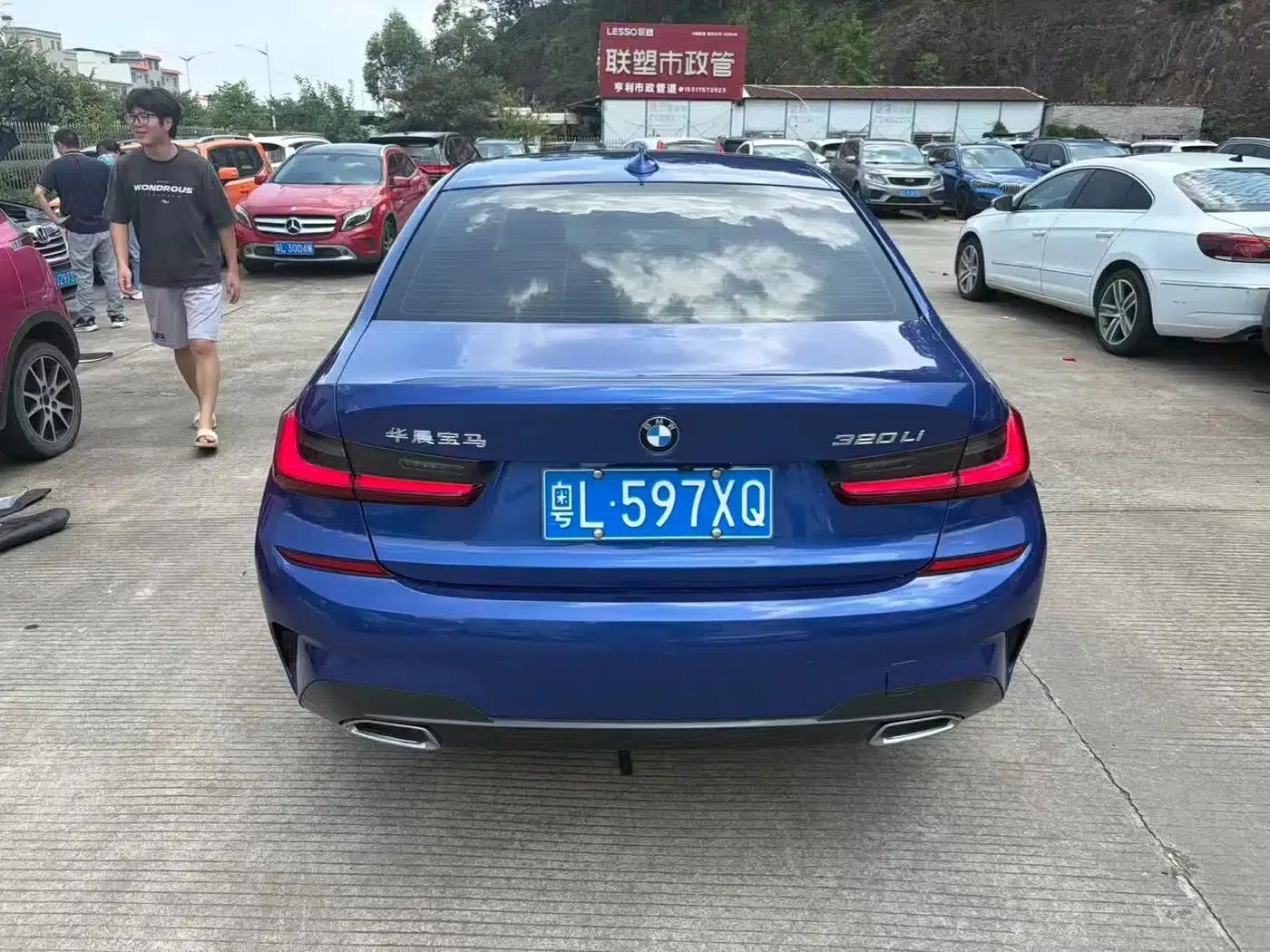 2022 BMW 3 Series 320Li M Sport Package — миниатюра 8