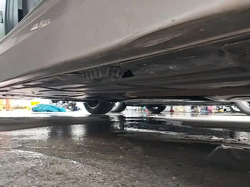 2017 BMW 3 Series 320Li Fashion Edition — миниатюра 21