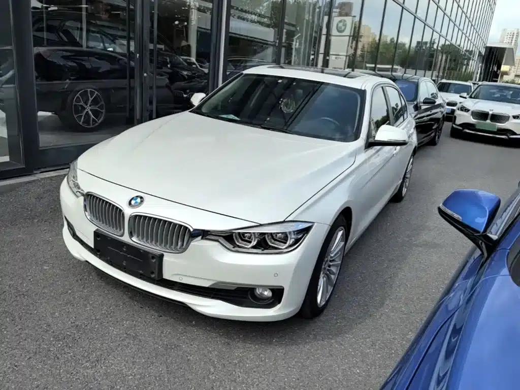 BMW 3 Series 2018 320Li Fashion Edition — миниатюра 2