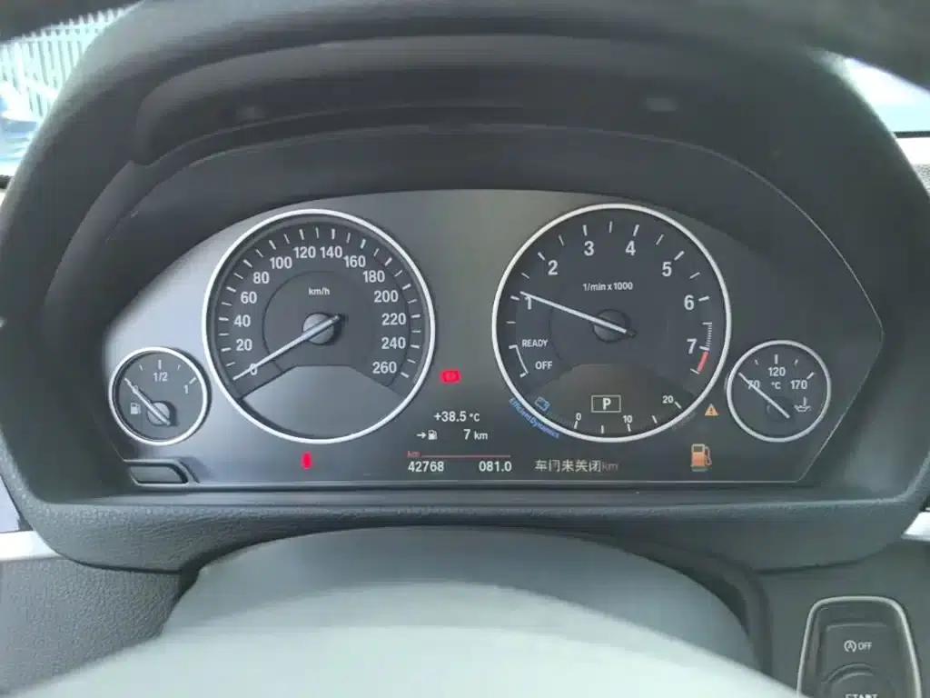 BMW 3 Series 2018 320Li Fashion Edition — миниатюра 12