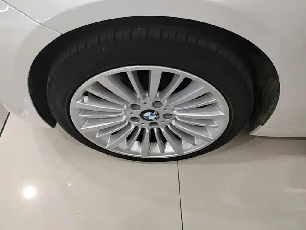 BMW 3 Series 2018 320Li Fashion Edition — миниатюра 23