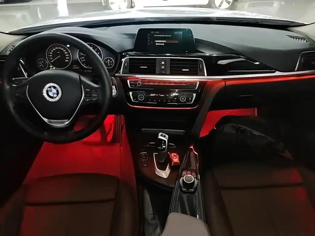 BMW 3 Series 2018 320Li Fashion Edition — миниатюра 10