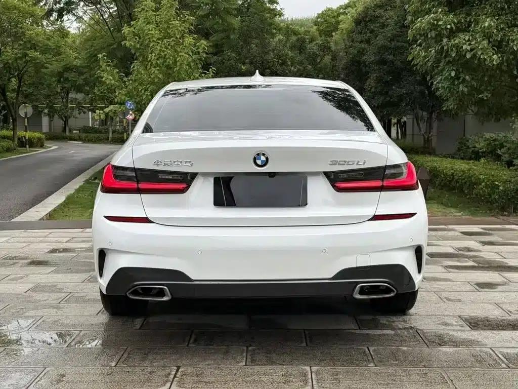 2021 BMW 3 Series 325Li M Sport Package — миниатюра 11
