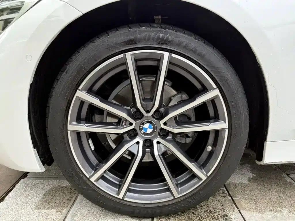 2021 BMW 3 Series 325Li M Sport Package — миниатюра 13