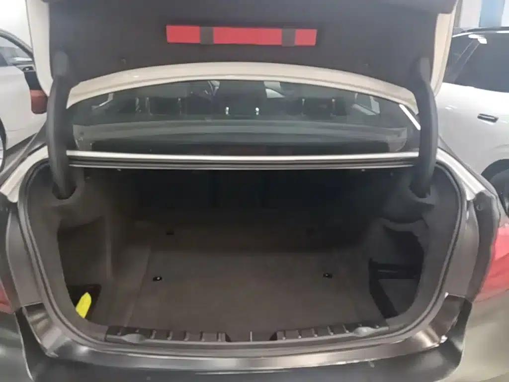 2019 BMW 3 Series 320i M Sport Package — миниатюра 19
