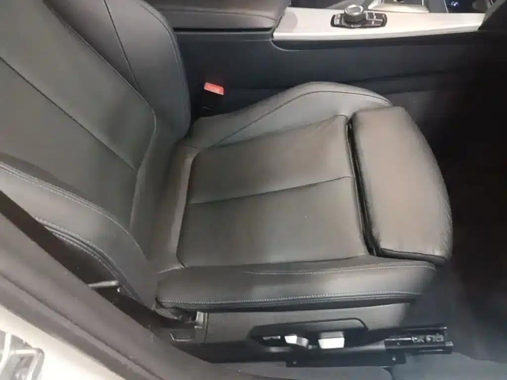 2019 BMW 3 Series 320i M Sport Package — миниатюра 25