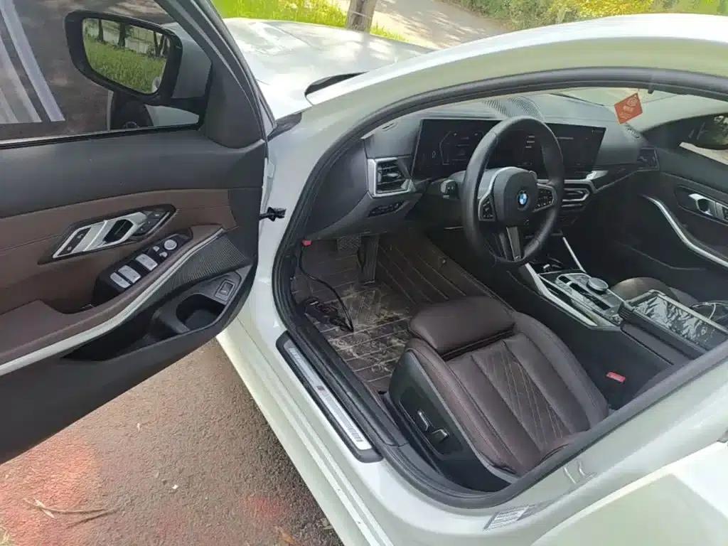 2024 BMW 3 Series 325Li M Sport Package — миниатюра 16