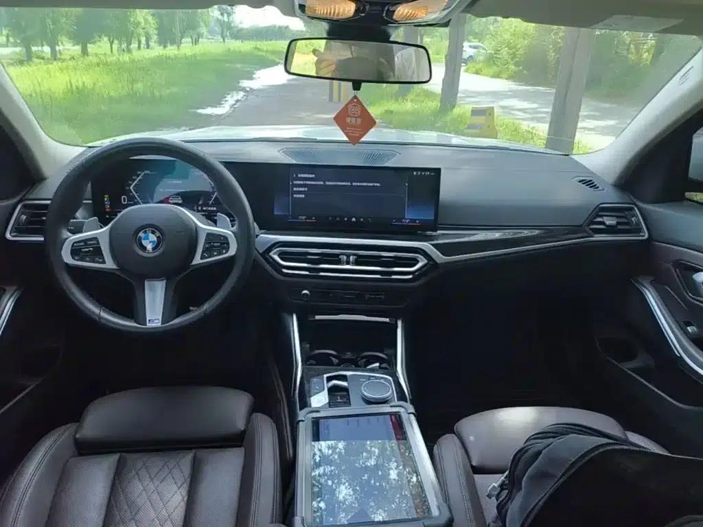 2024 BMW 3 Series 325Li M Sport Package — миниатюра 10