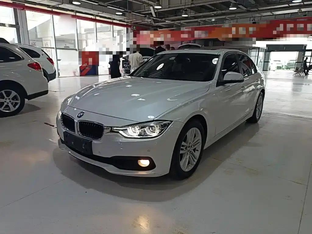 2017 BMW 3 Series 318i Fashion Edition — миниатюра 2