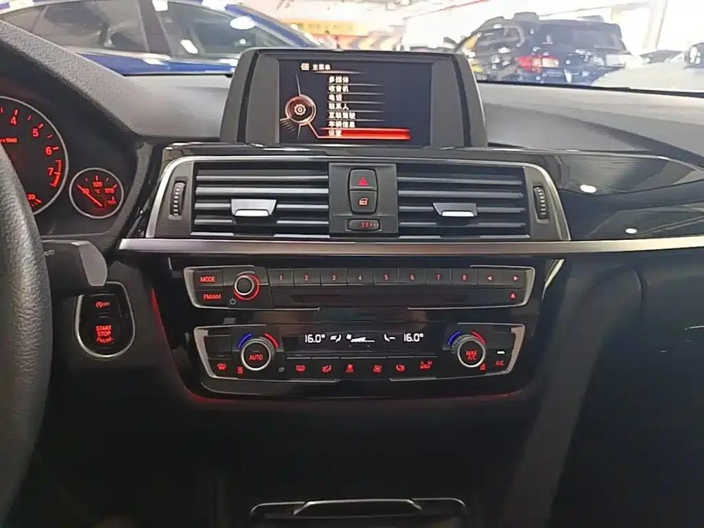2017 BMW 3 Series 318i Fashion Edition — миниатюра 13