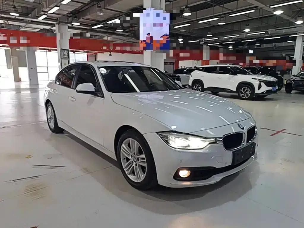 2017 BMW 3 Series 318i Fashion Edition — миниатюра 4